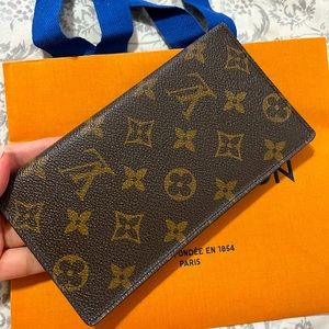 Louis Vuitton Checkbook Wallet